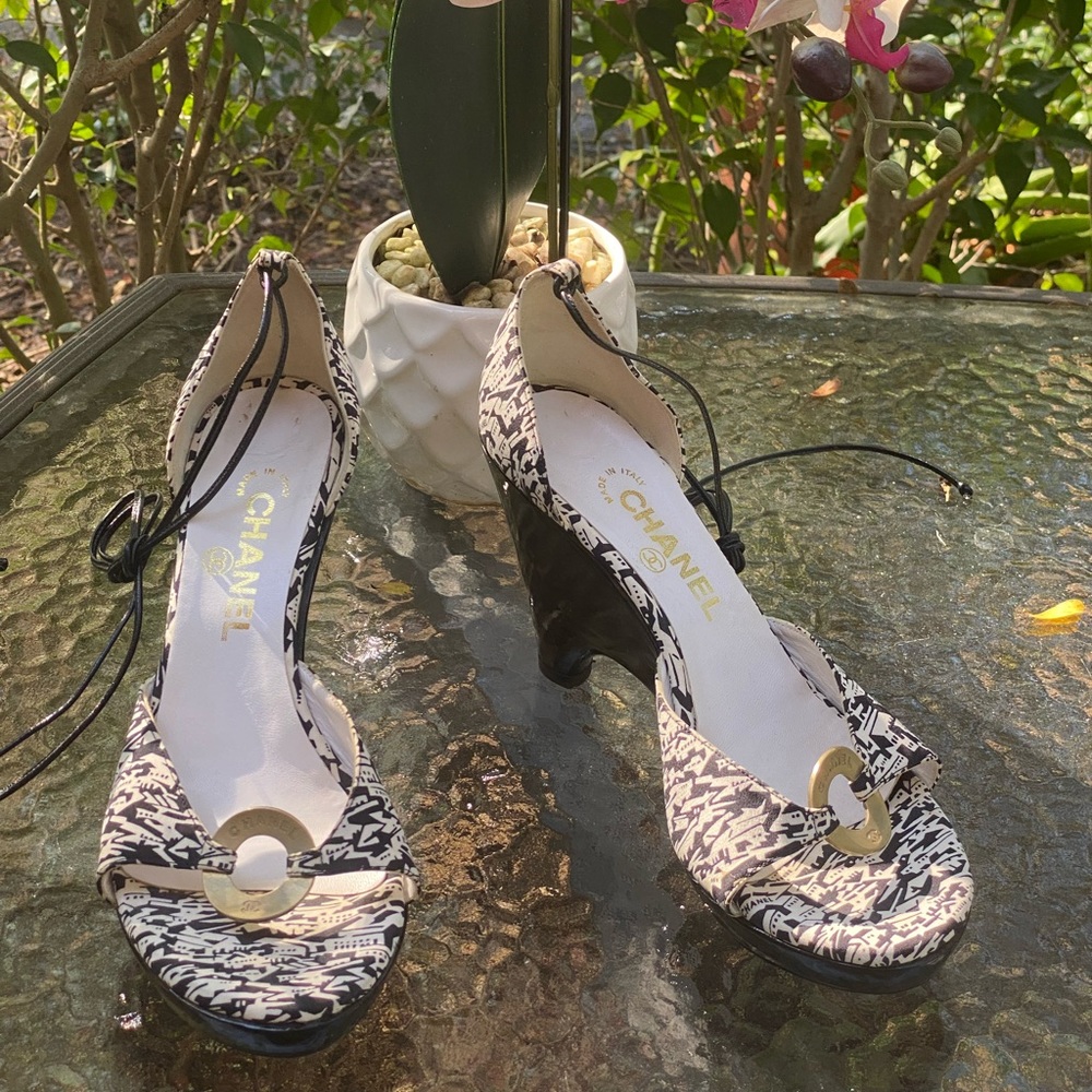 Chanel Vintage Black & White Logo Wedge Strappy Heels - Picture 2 of 16